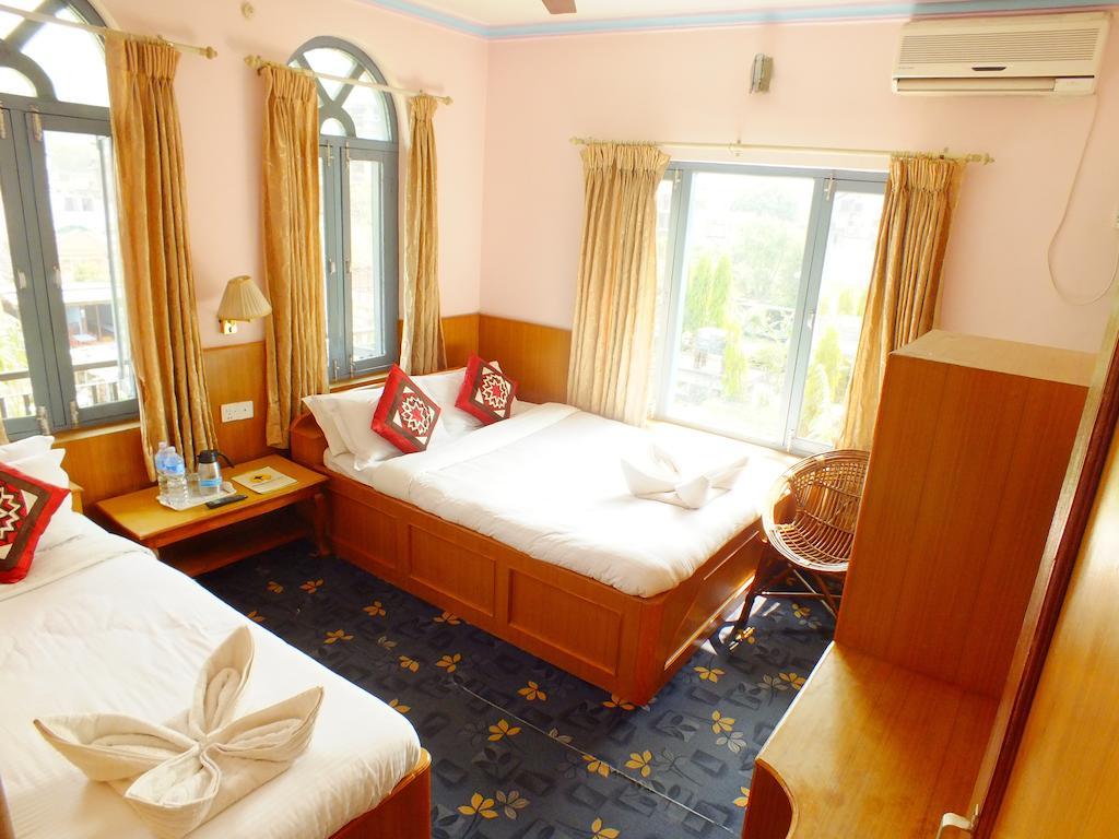 Hotel Greenland Pokhara Rum bild
