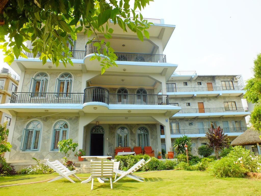 Hotel Greenland Pokhara Exteriör bild